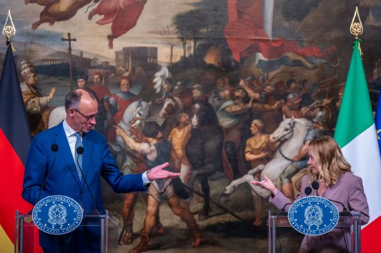 申宝证券 梅洛尼会见默茨时称自己非 “国际领导人心理医生”