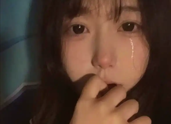 钱掌柜 “认知的低下局限了人生”，女孩毕业后再无出路，后悔报考双一流