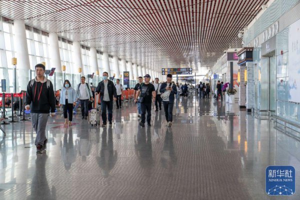 中国星配资 辉煌60载 魅力新西藏｜今年上半年西藏民航旅客吞吐量370万人次